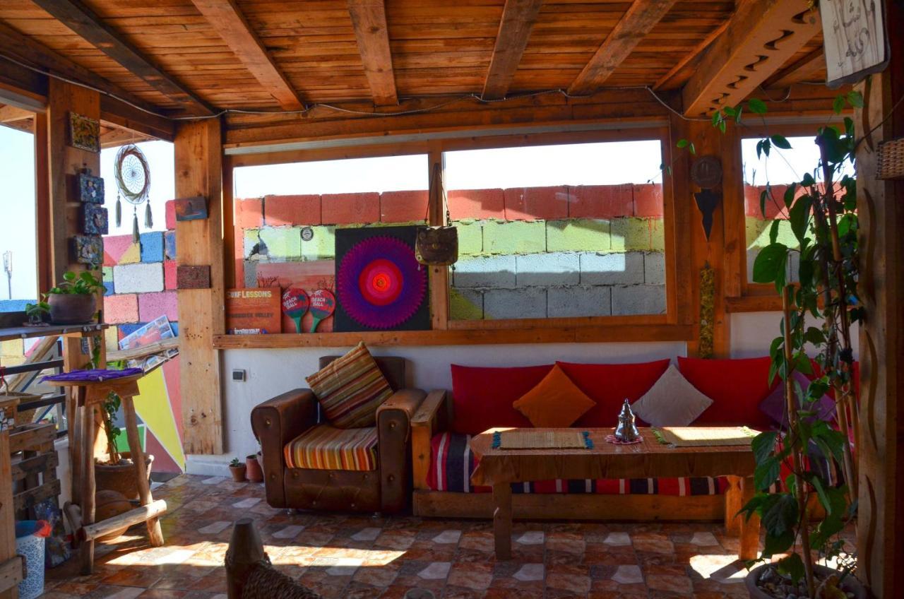 Tayought Surf Hostel Taghazout Zewnętrze zdjęcie